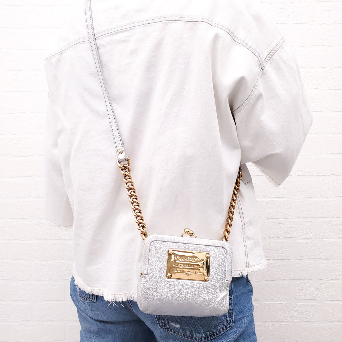 DOLCE & GABBANA SILVER LEATHER MINI PURSE WITH GOLD LOGO
