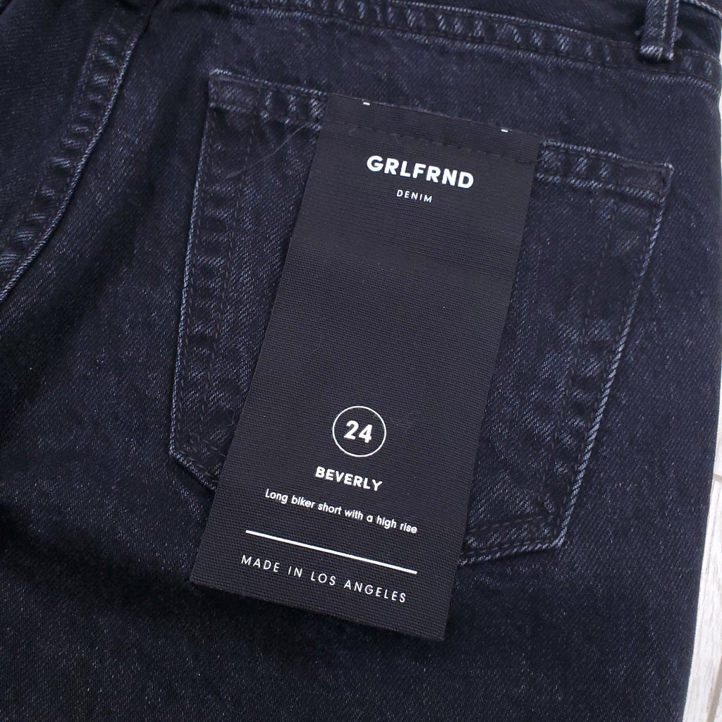 GRLFRND BLACK DENIM SHORTS - SIZE 24