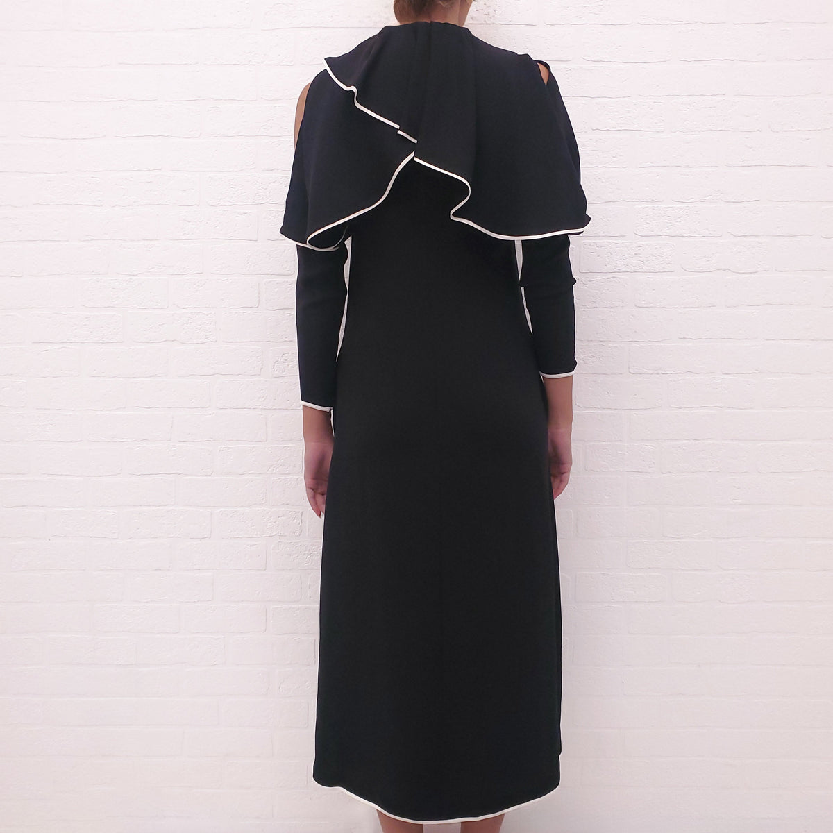 VALENTINO BLACK COLD SHOULDER LAYERED DRESS - SIZE 00