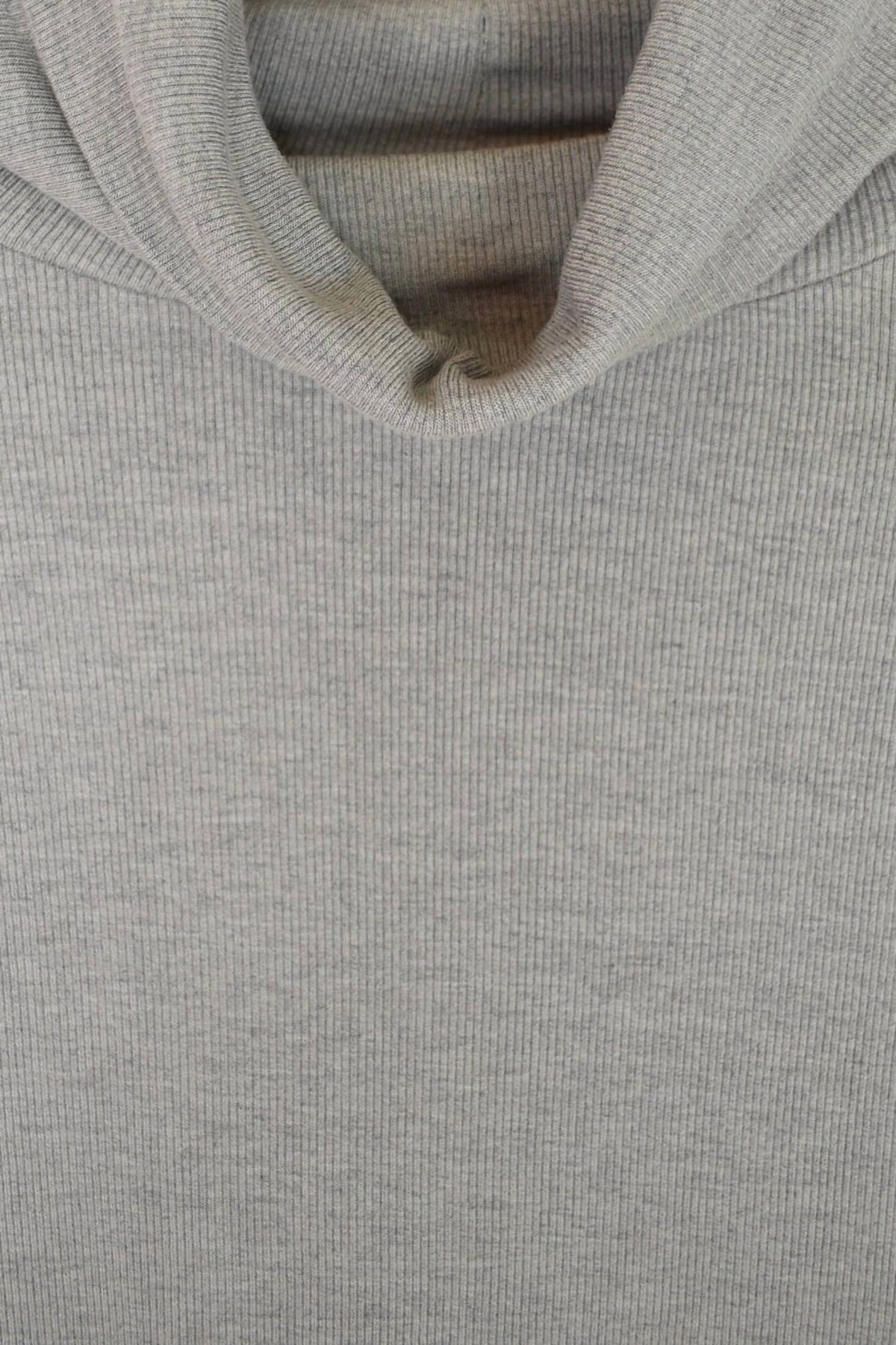 Women Rib Turtle Neck Top In Gray