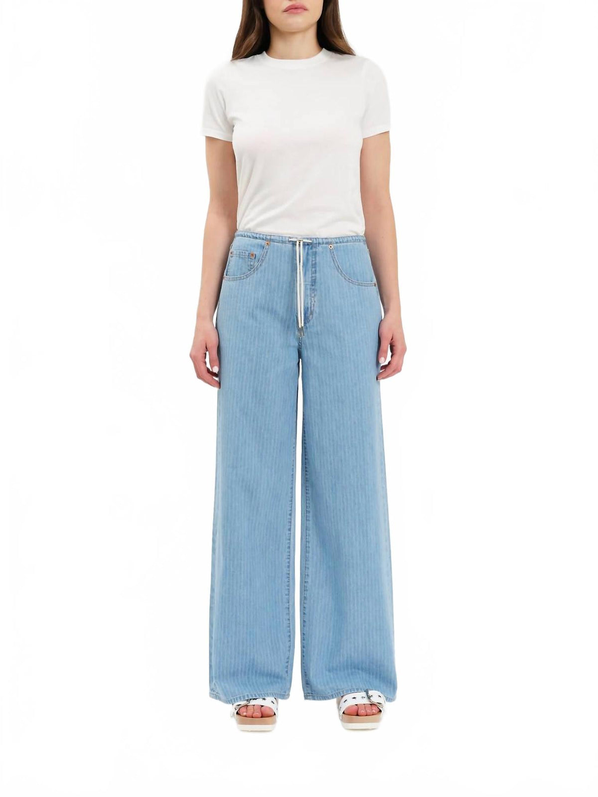 Madison Mid Rise Wide Leg Jeans In Blue