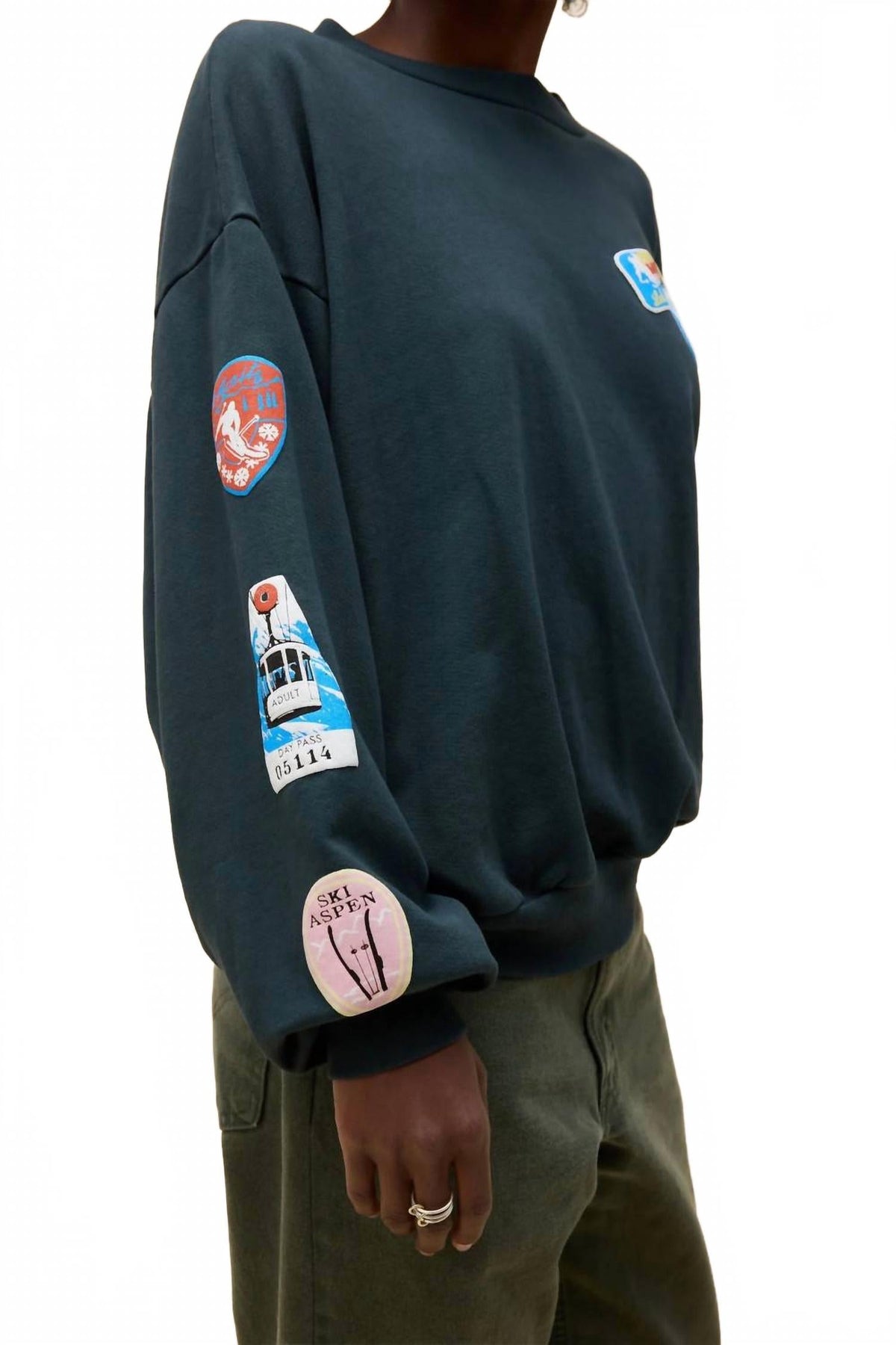 Ski Pass & Patch Oversized Sweatshirt In Green