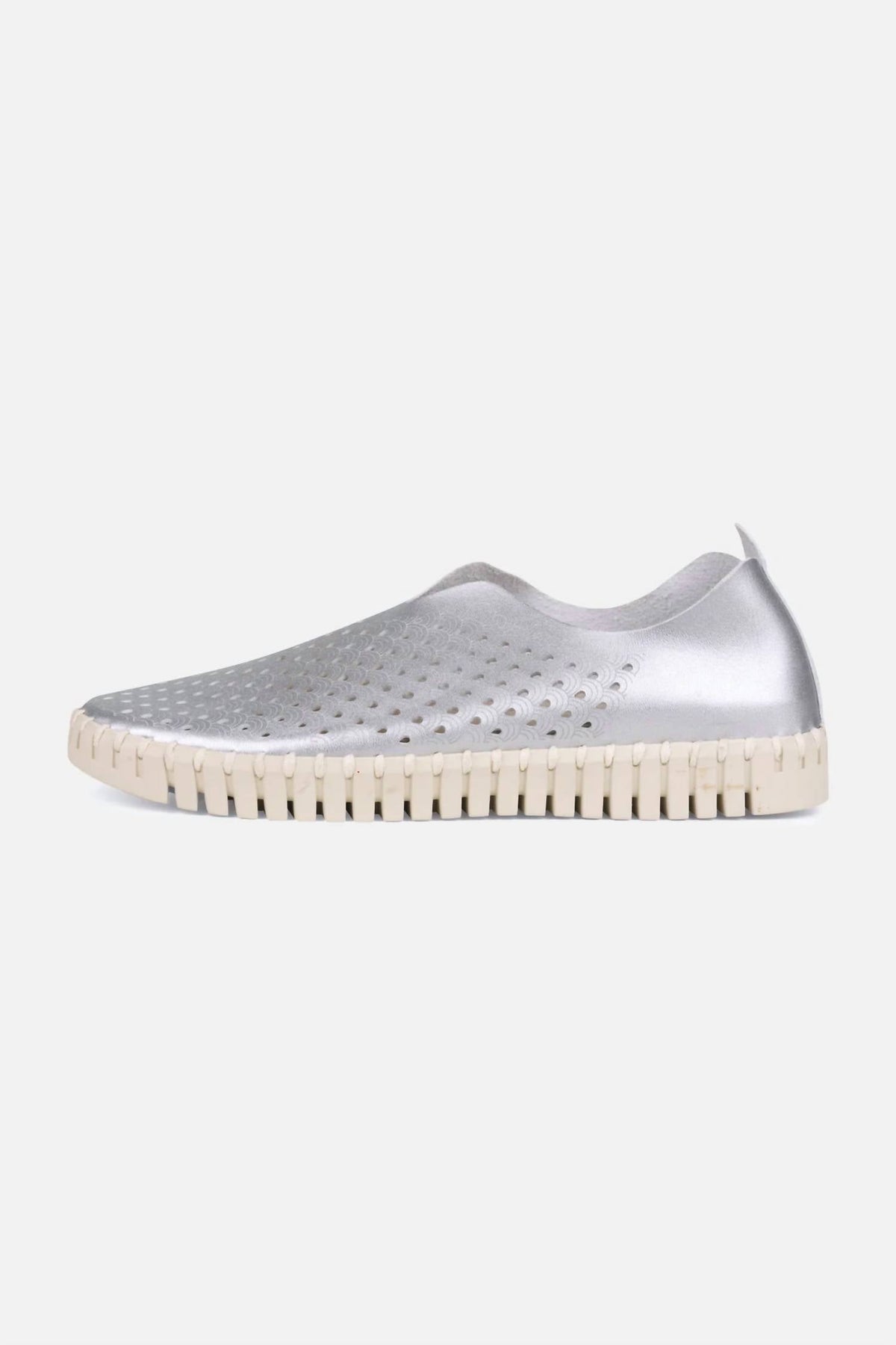 Women's Go On Slip On Shoes In Silver
