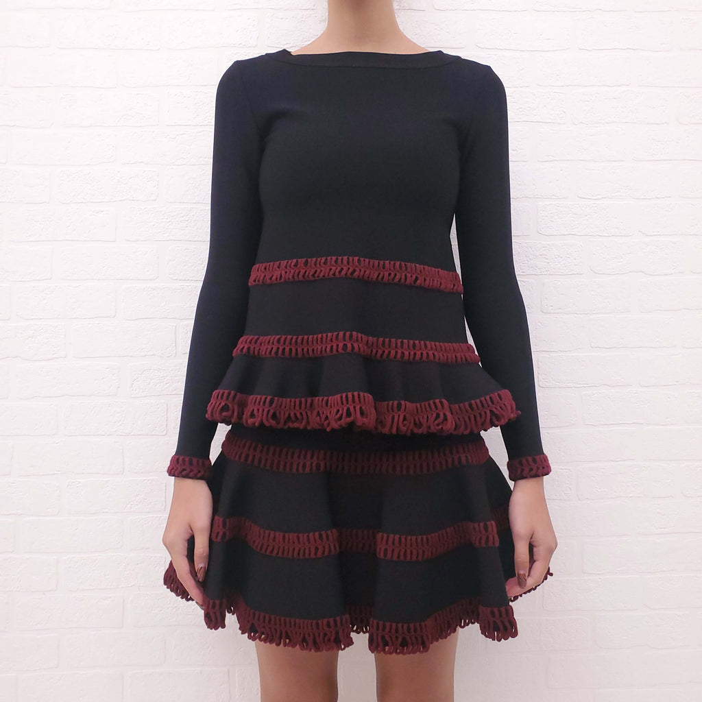 ALAÏA BLACK AND RED SKIRT SET - SIZE 36