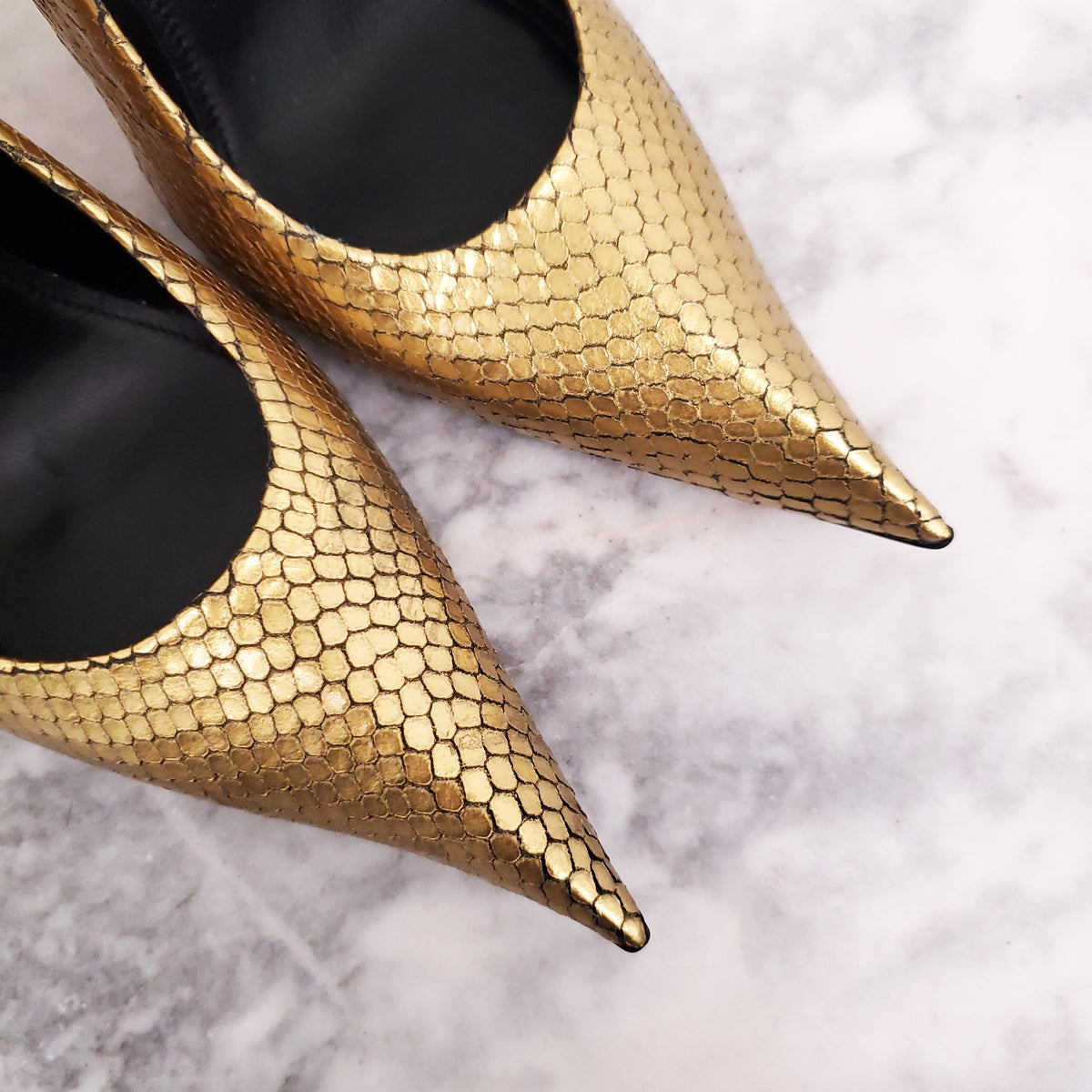 BALENCIAGA GOLD ESSEX PUMP - SIZE 36