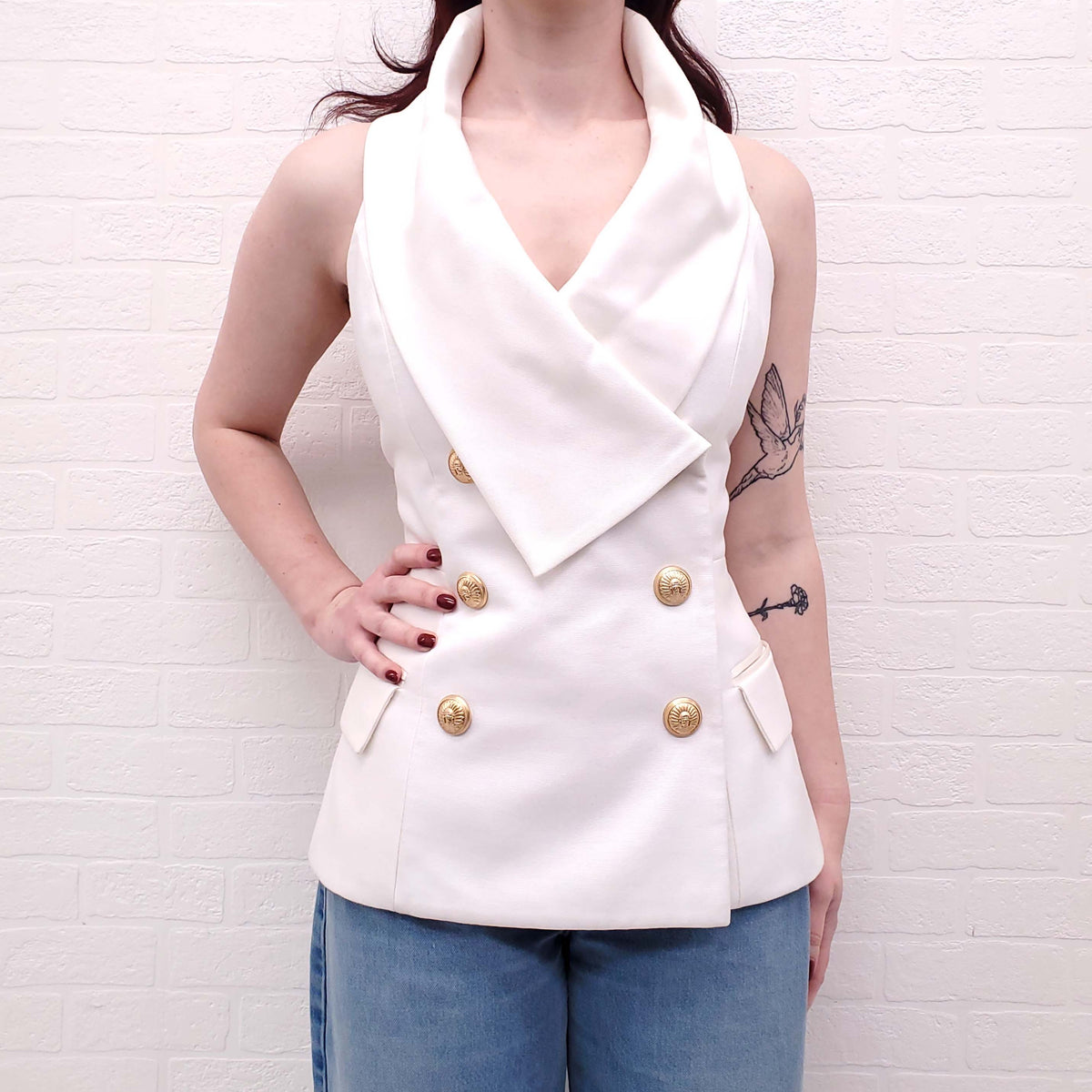 BALMAIN WHITE VEST WITH GOLD LOGO BUTTONS - SIZE 38