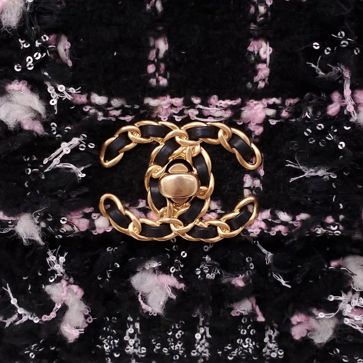 CHANEL 19 TWEED FLAP BAG