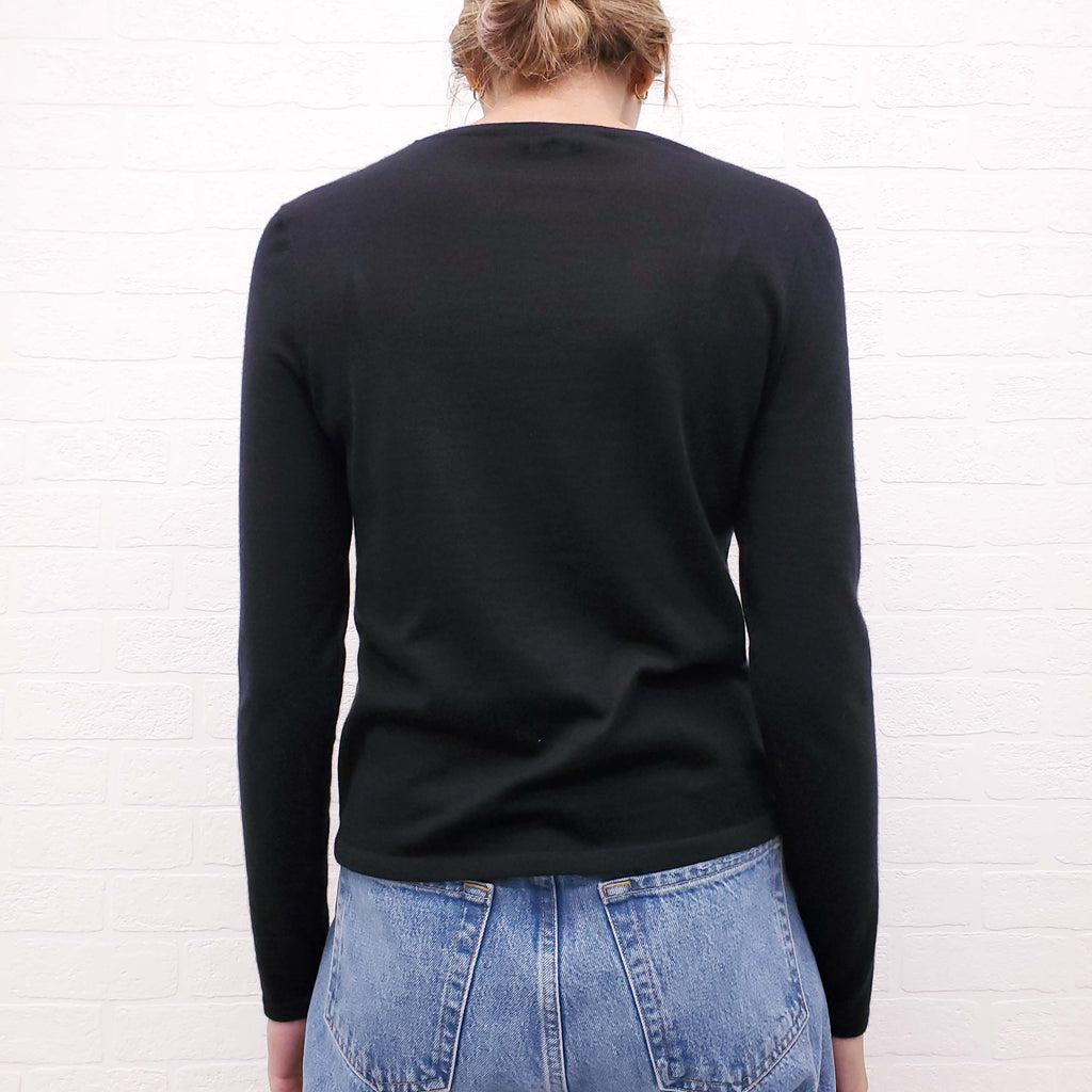 CHANEL BLACK CASHMERE SWEATER WITH CAMILLA - SIZE 34