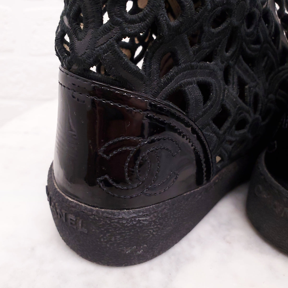 CHANEL LACE BLACK HIGHTOP SNEAKERS - SIZE 40