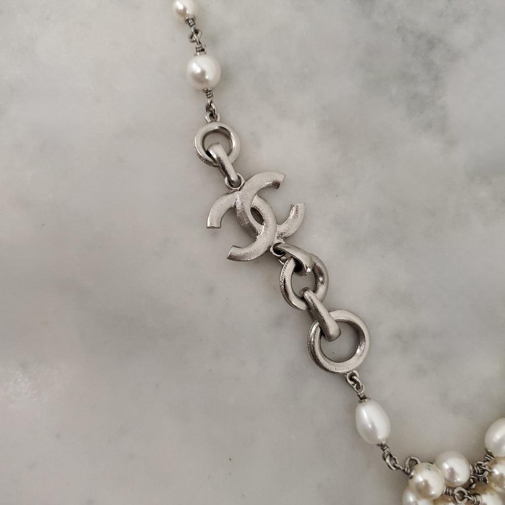 CHANEL PEARL AND SILVER CRYSTAL CHAIN LOGO NECKLACE