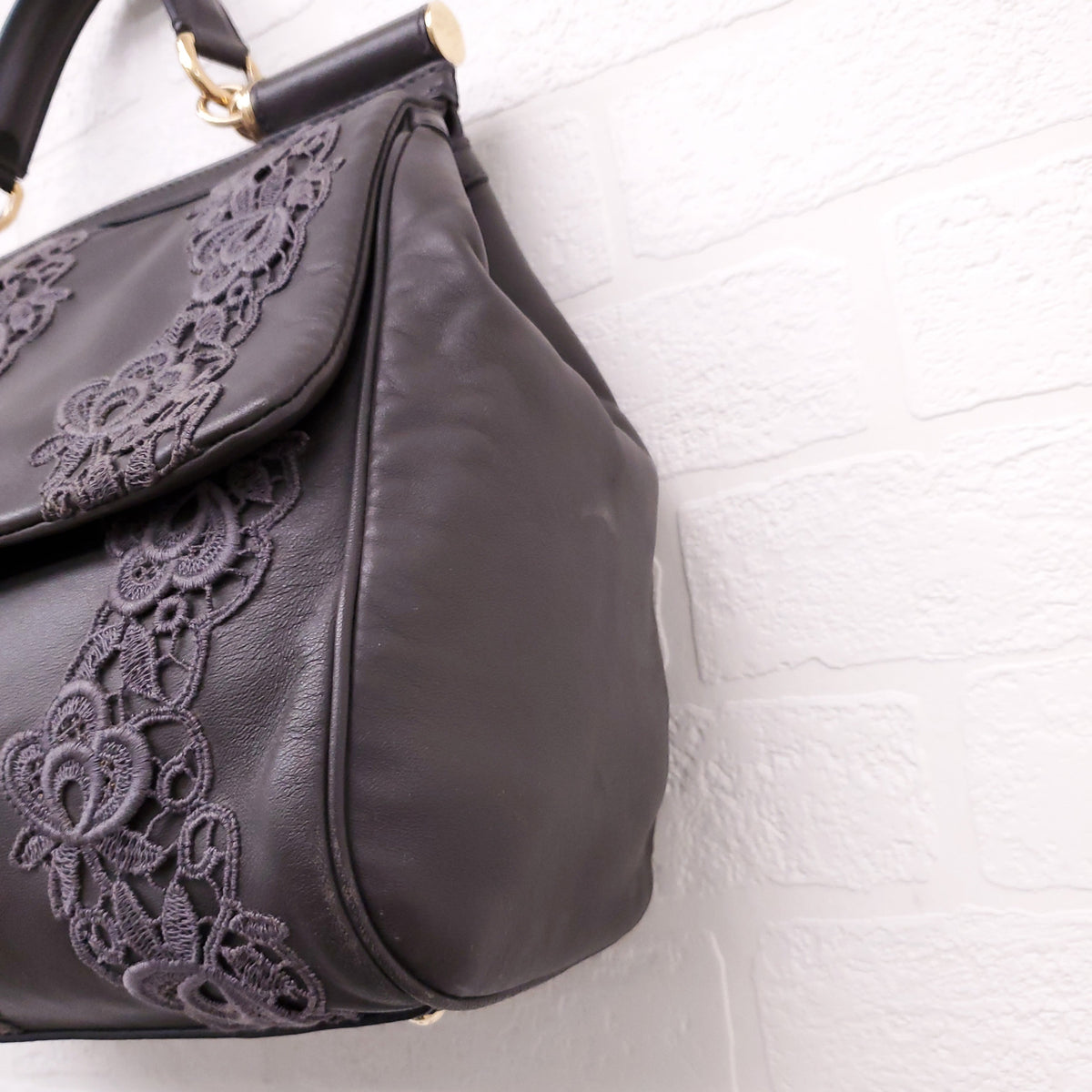 DOLCE & GABBANA GREY LACE LEATHER SICILY BAG