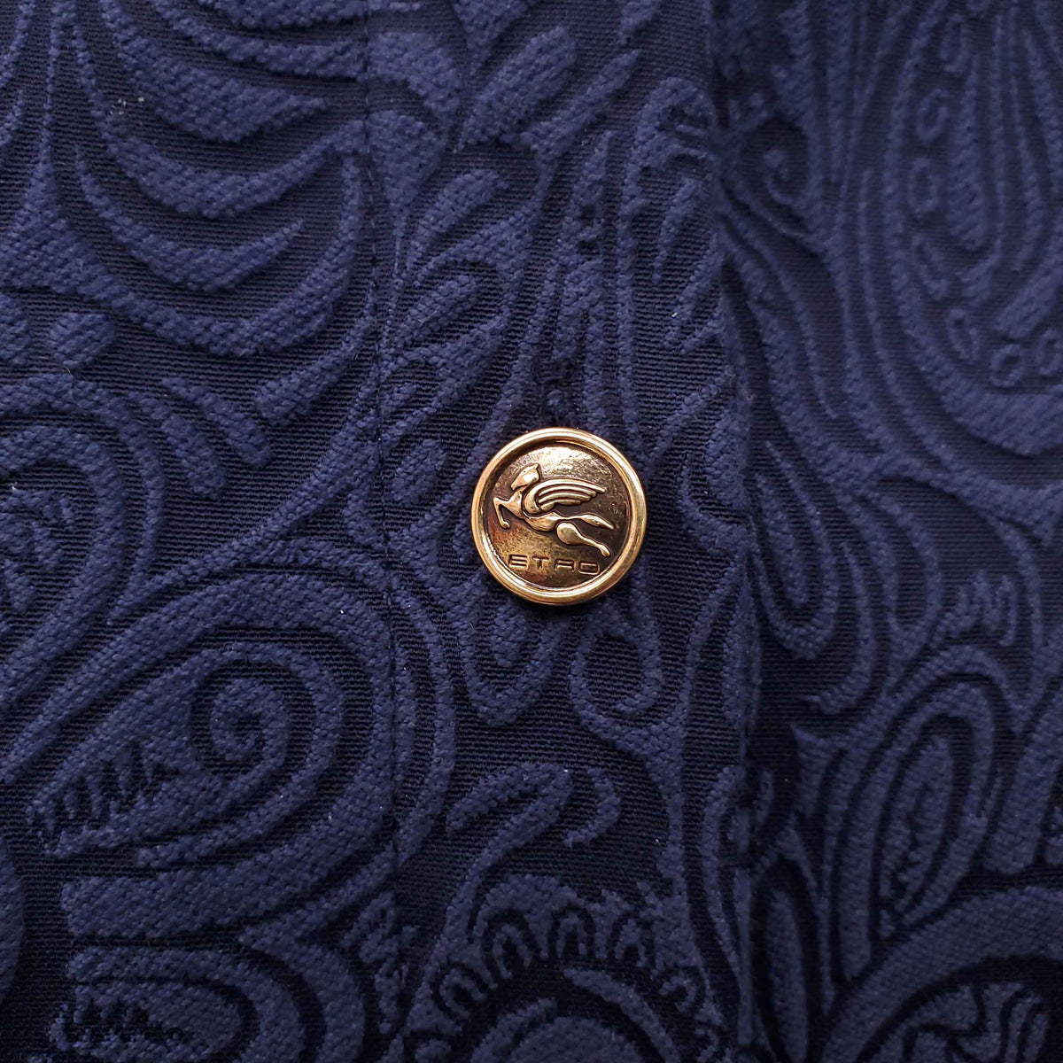 ETRO NAVY PATTERNED SCALLOPED SHORT SLEEVE WITH LOGO BUTTONS - SIZE 42