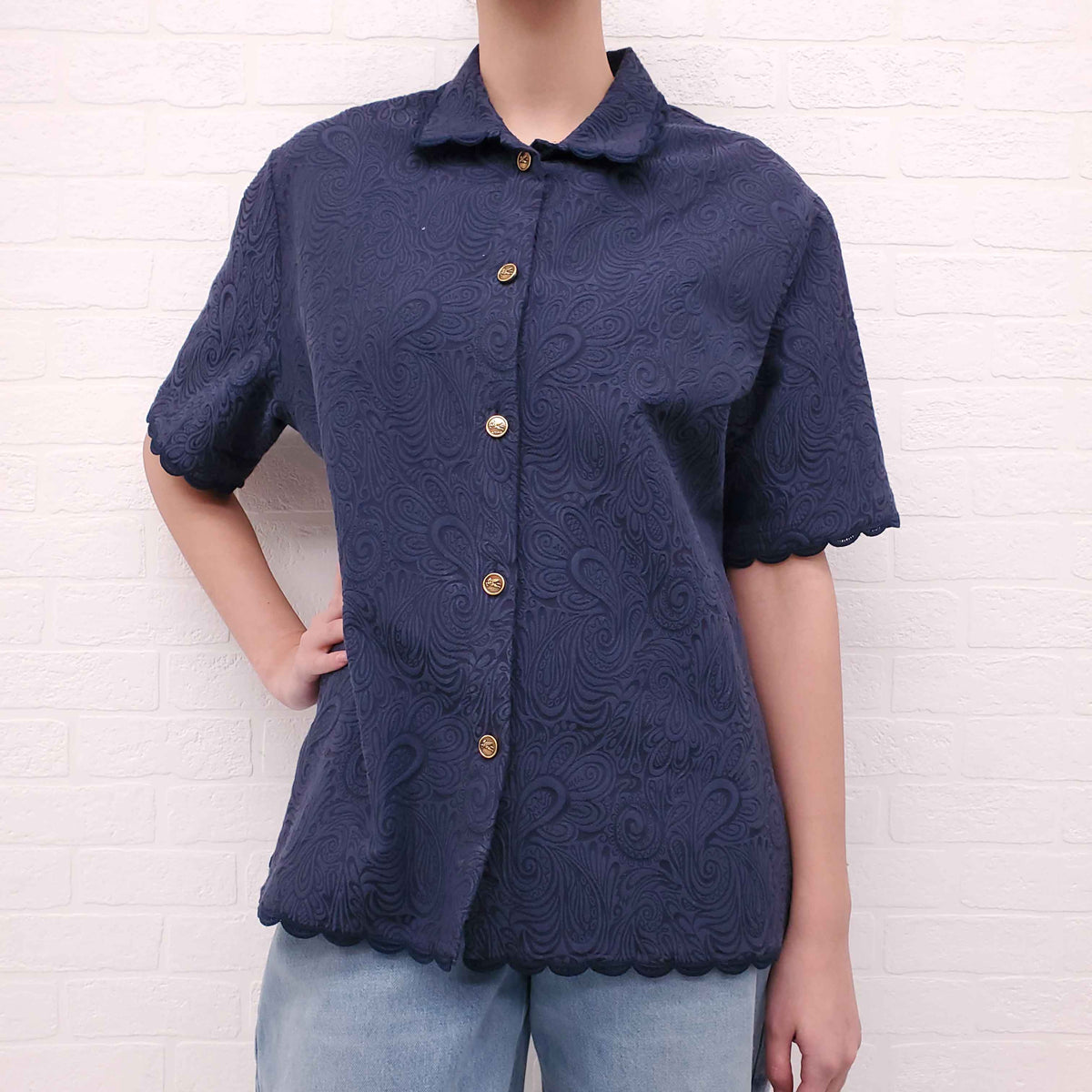 ETRO NAVY PATTERNED SCALLOPED SHORT SLEEVE WITH LOGO BUTTONS - SIZE 42