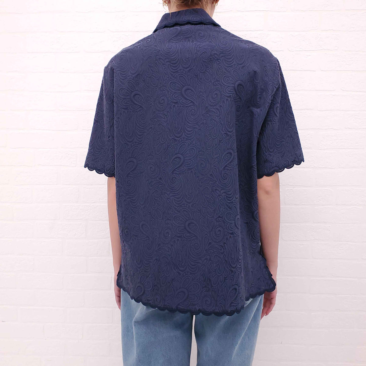 ETRO NAVY PATTERNED SCALLOPED SHORT SLEEVE WITH LOGO BUTTONS - SIZE 42