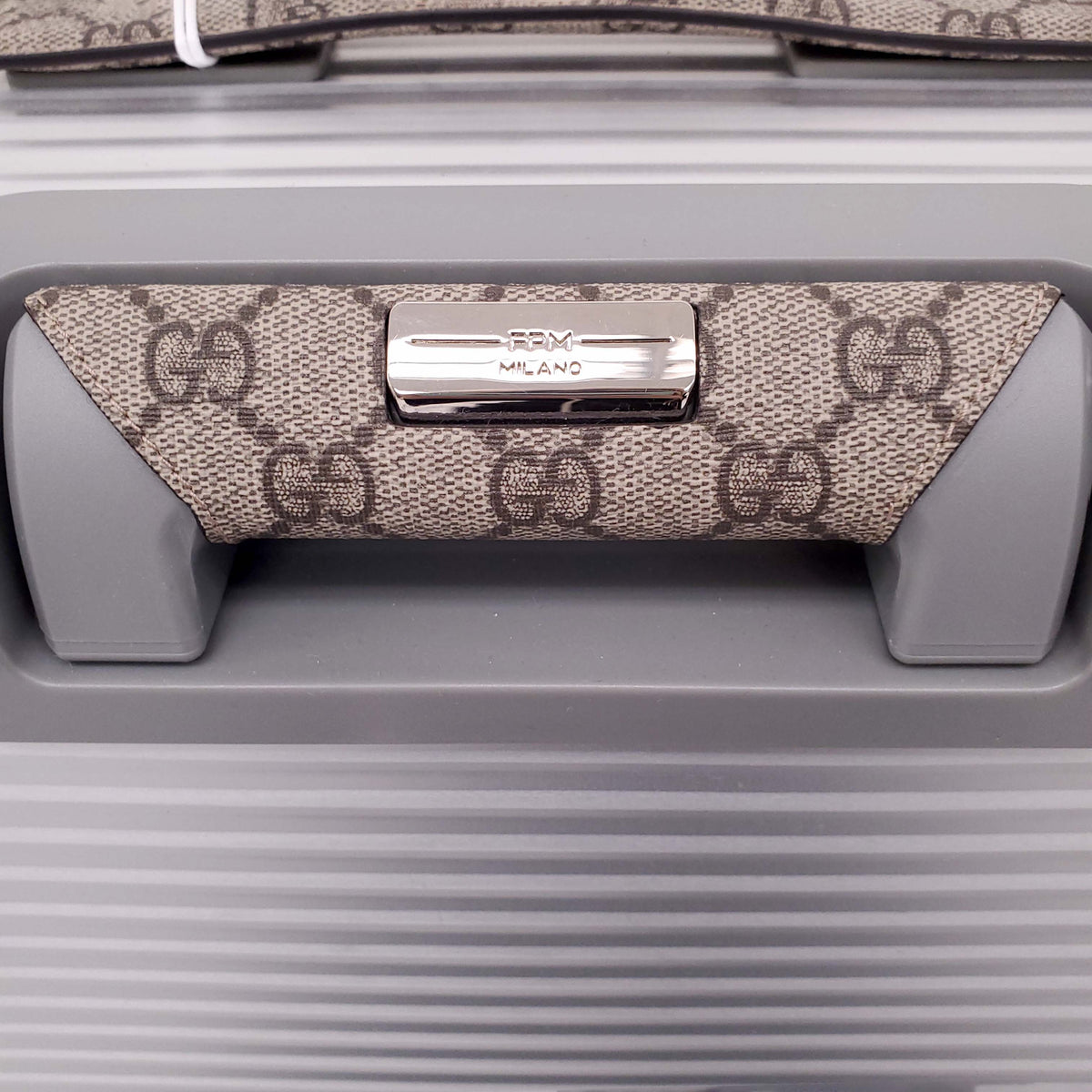 GUCCI SILVER LUGGAGE