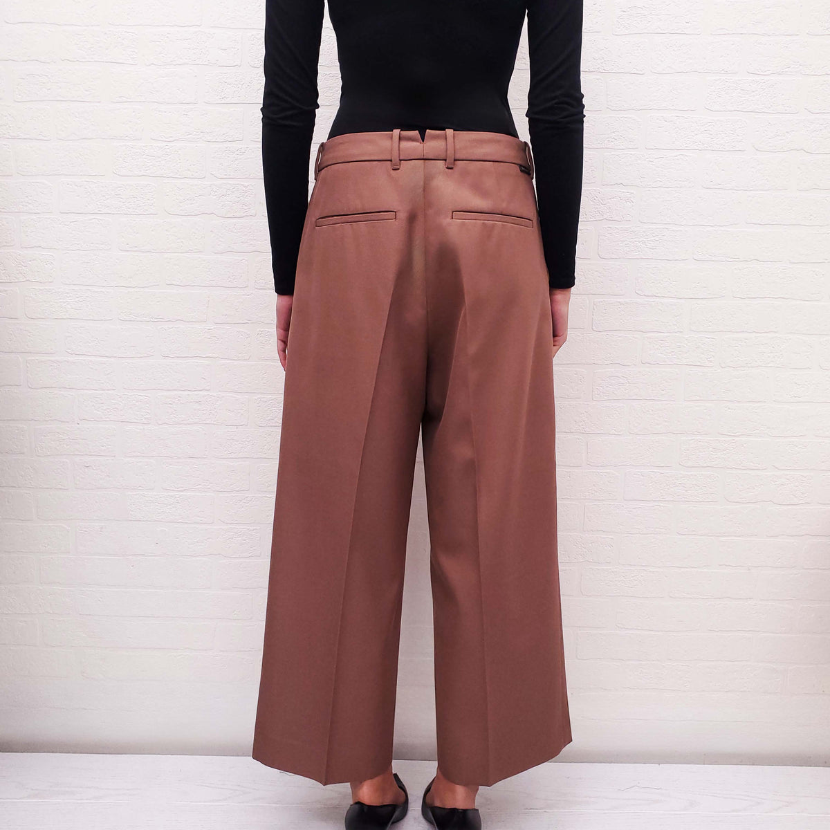 MONCLER BLUSH PINK TROUSERS - SIZE 46