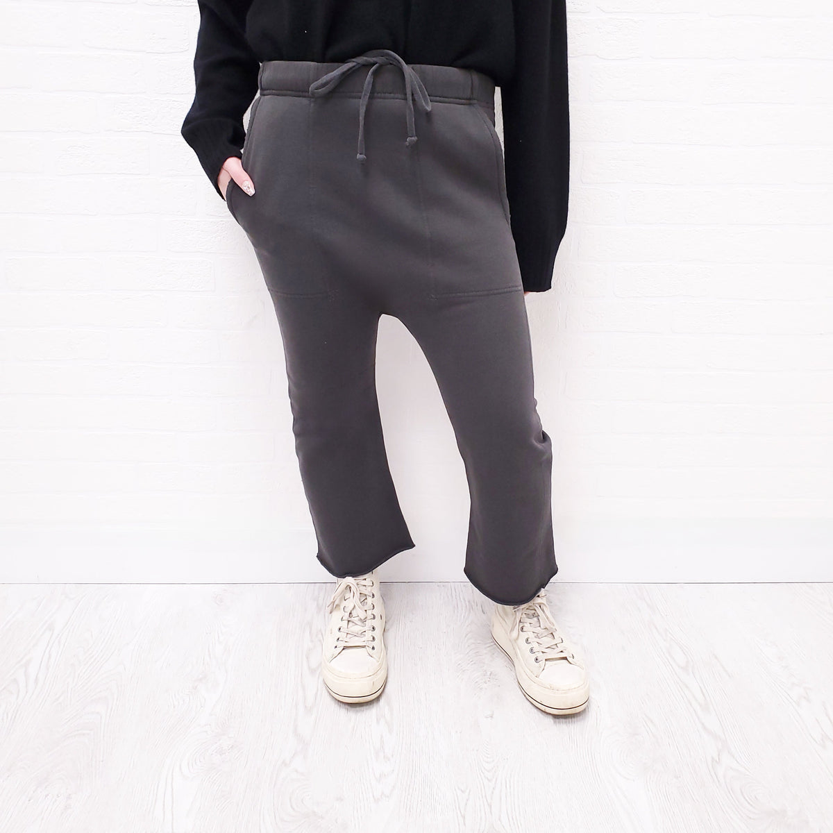 NILI LOTAN GREY HAREM SWEATPANTS - SIZE XS