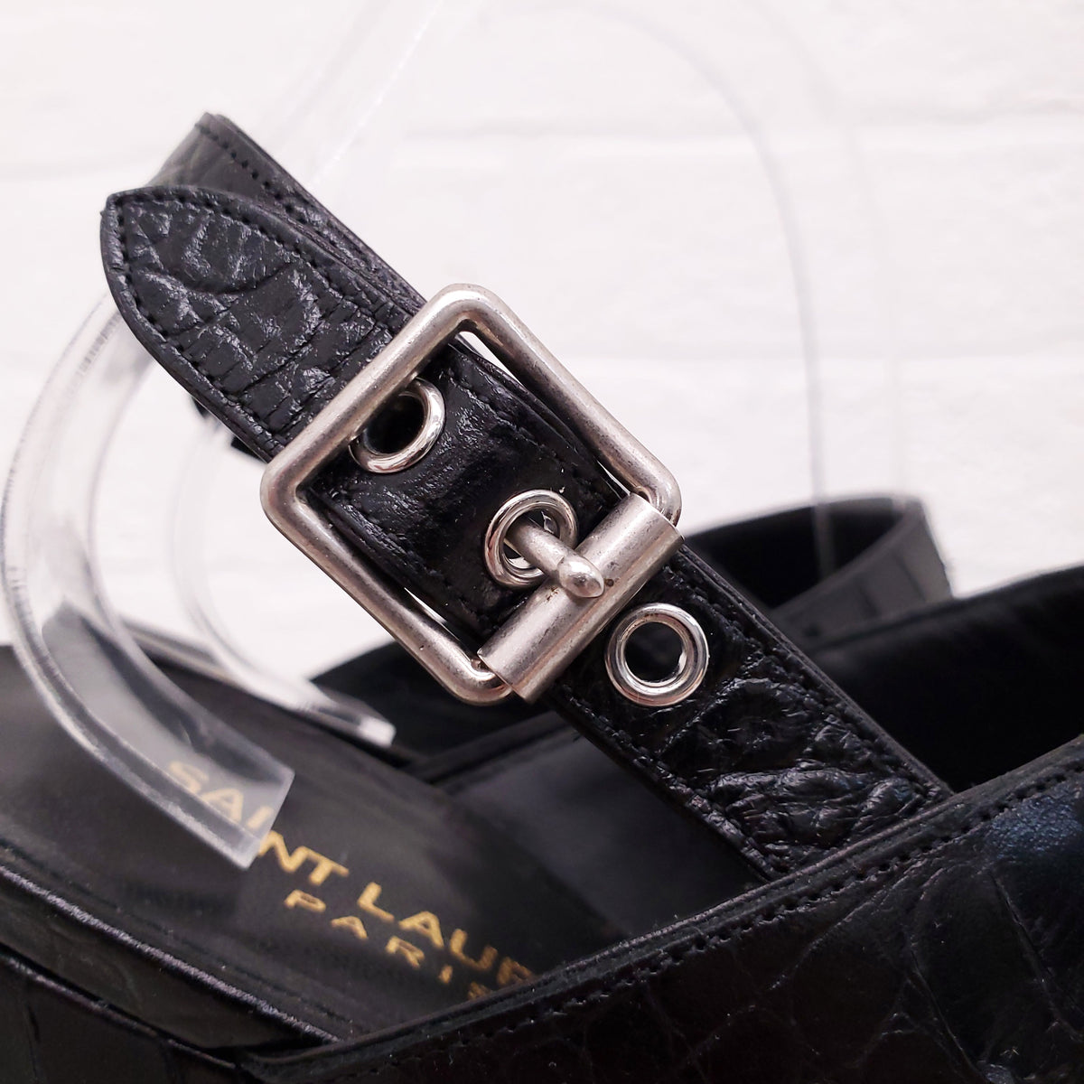 SAINT LAURENT BLACK CROC EFFECT BLOCK SANDALS - SIZE 40