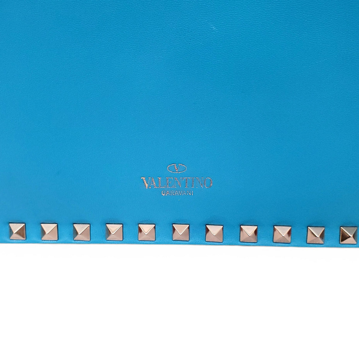 VALENTINO BRIGHT BLUE ROCKSTUD WRISTLET CLUTCH