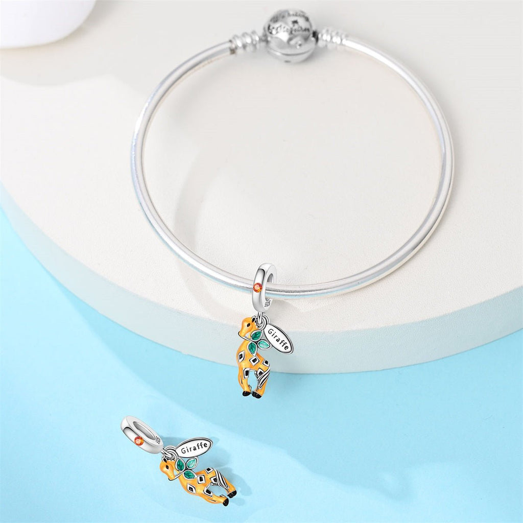 Giraffe with Leaves Dangle Charm