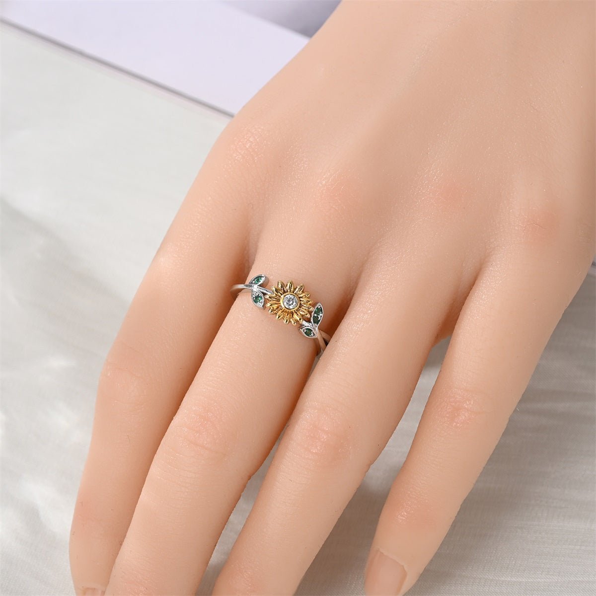 Sunflower & Green Leaf Ring